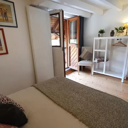 Strasbourg Dans Maison Individuelle Au Calme Appartement *